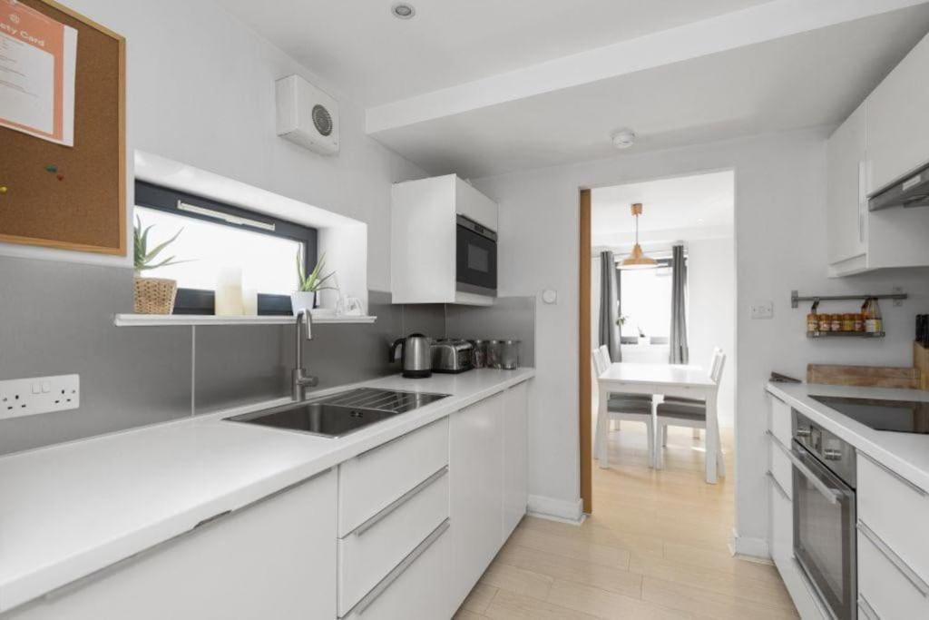 Ferienwohnung Gorgeous Old Town Hideaway EDI Exterior foto