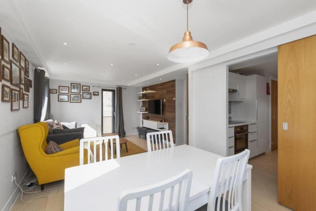 Ferienwohnung Gorgeous Old Town Hideaway EDI Exterior foto